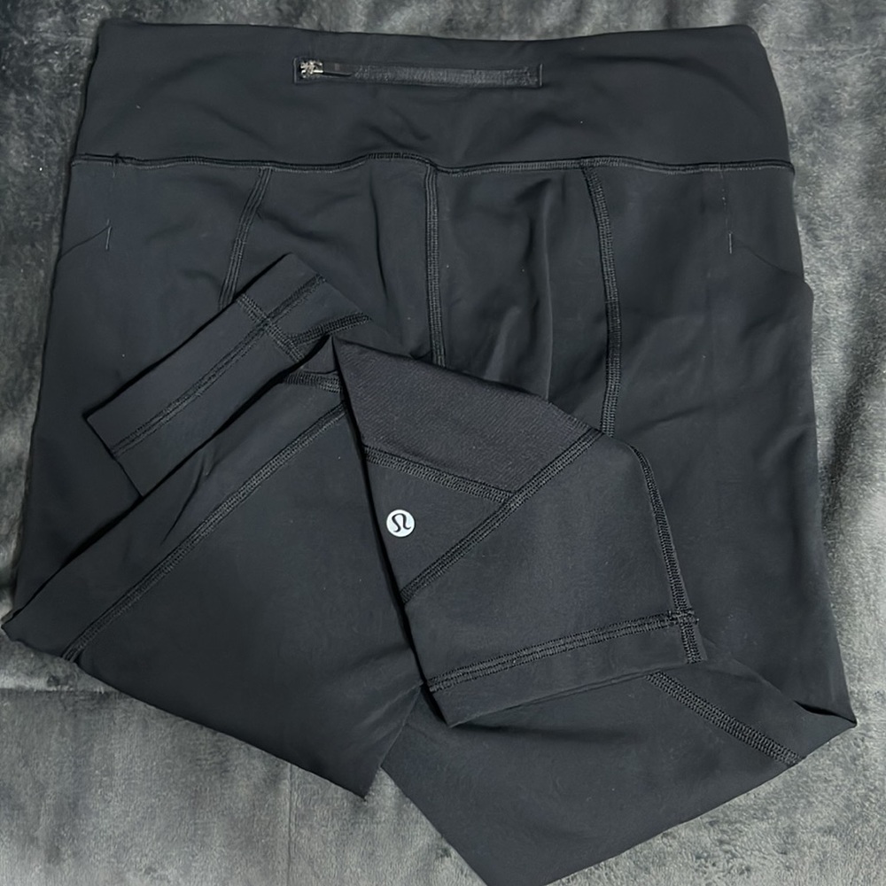 Lululemon Black Capri Leggings
